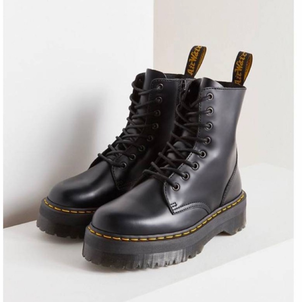 Doc Marten Platform 8-eye Boots